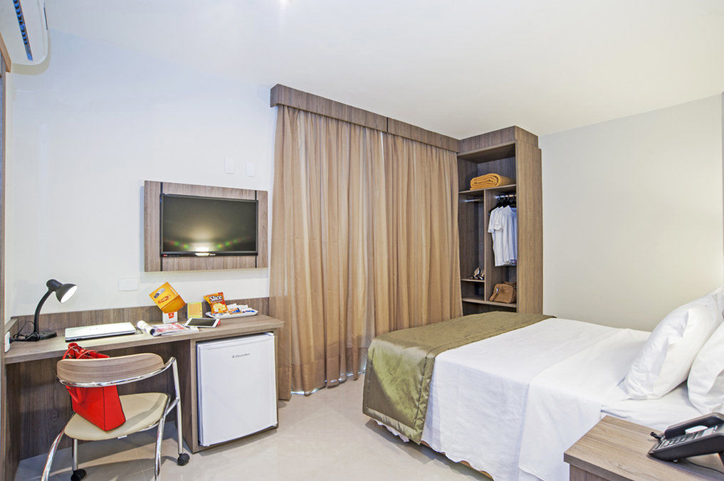 Hotel Slim Av. Torres By Slaviero Curitiba